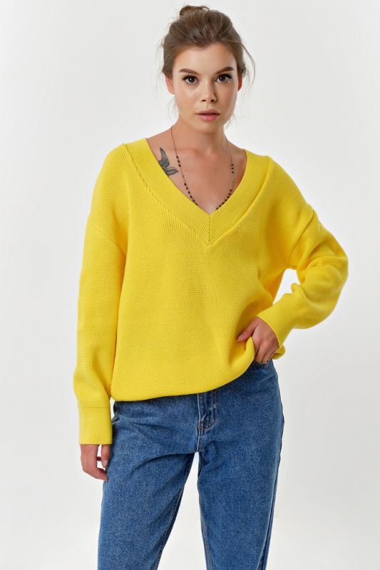 Free silhouette sweater with v-neck yellow