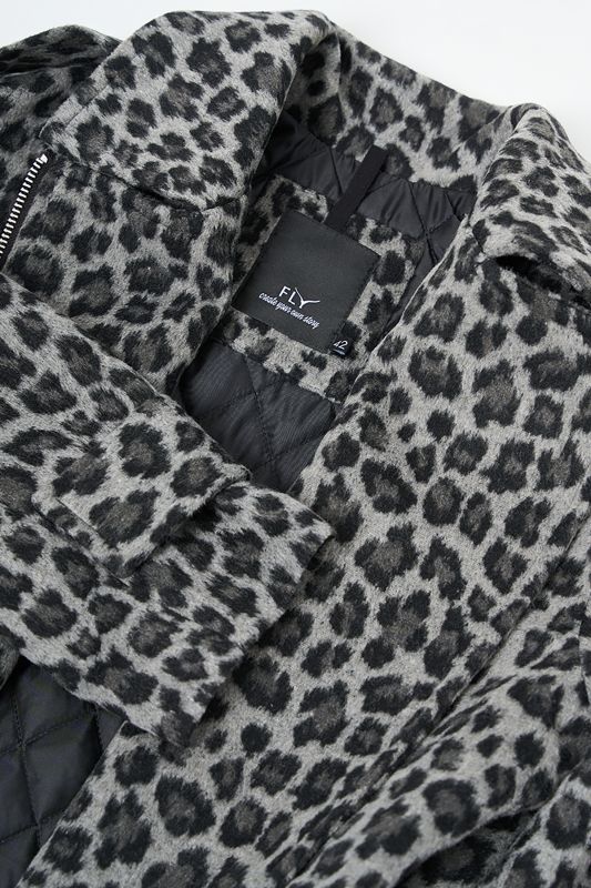 Leopard jacket made of wool overcoat with insulated lining