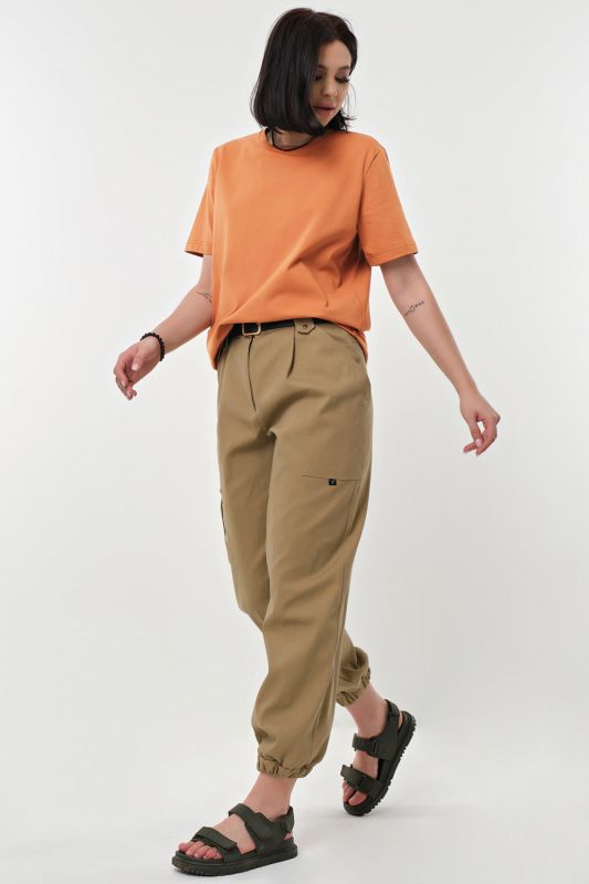 Spicy pumpkin cotton straight silhouette T-shirt