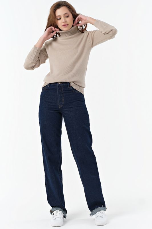 Long sleeve wool knitted turtleneck beige