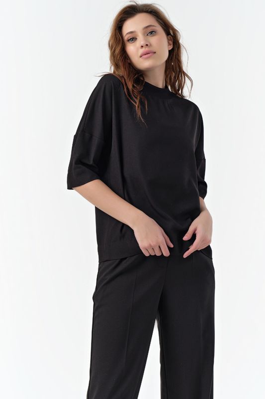 Short sleeve straight office blouse in black