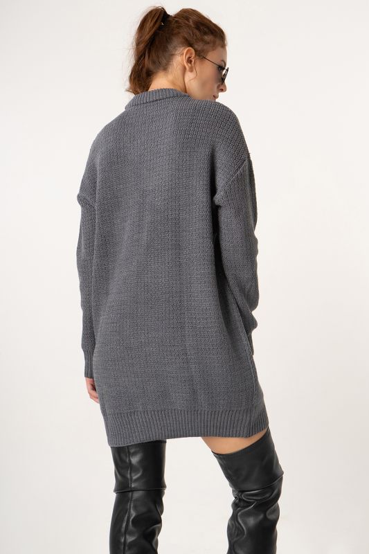 Dress of loose silhouette with wool in composition gray