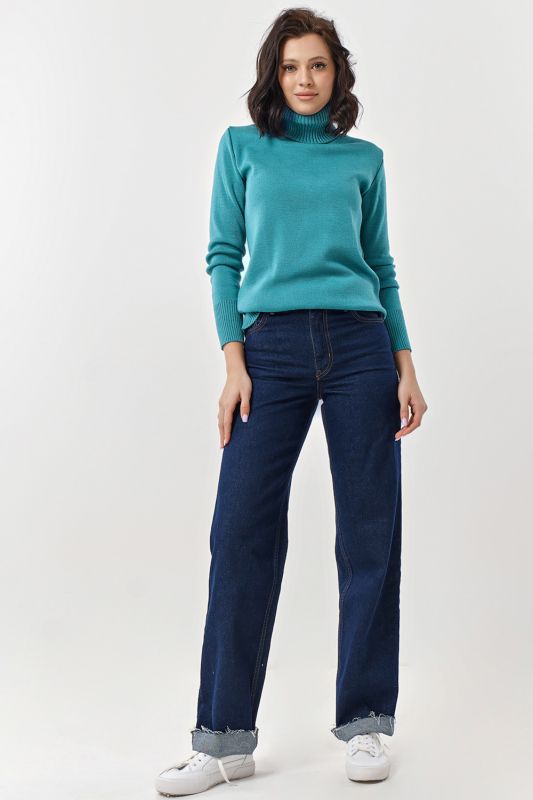 Long sleeve knitted turtleneck from teal wool