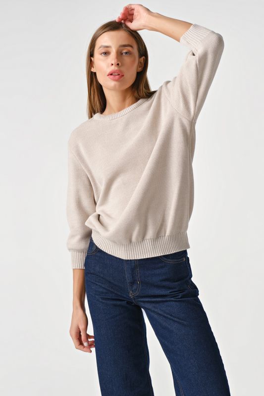 Milk loose knitted sweater