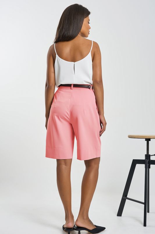 Shorts bermudas made of coral suit fabric