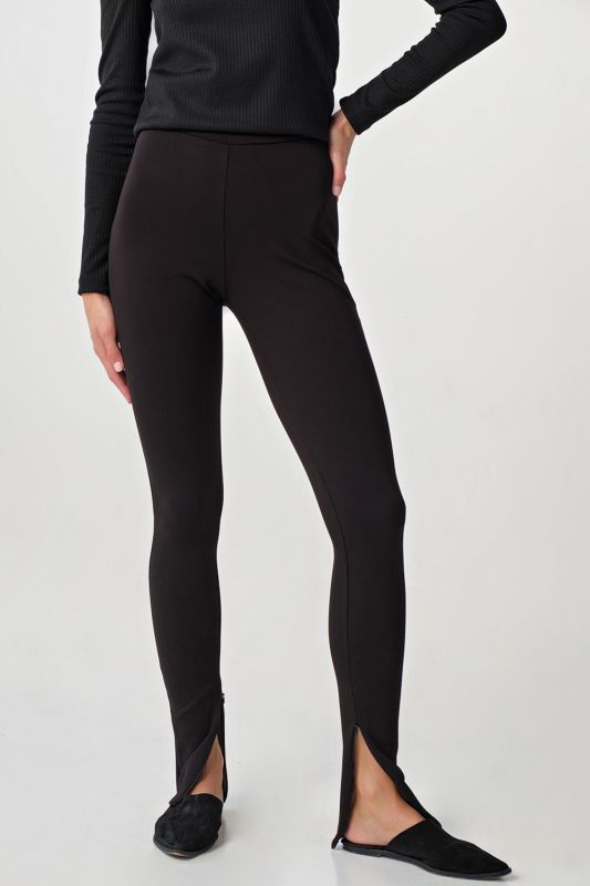 Black knitted leggings