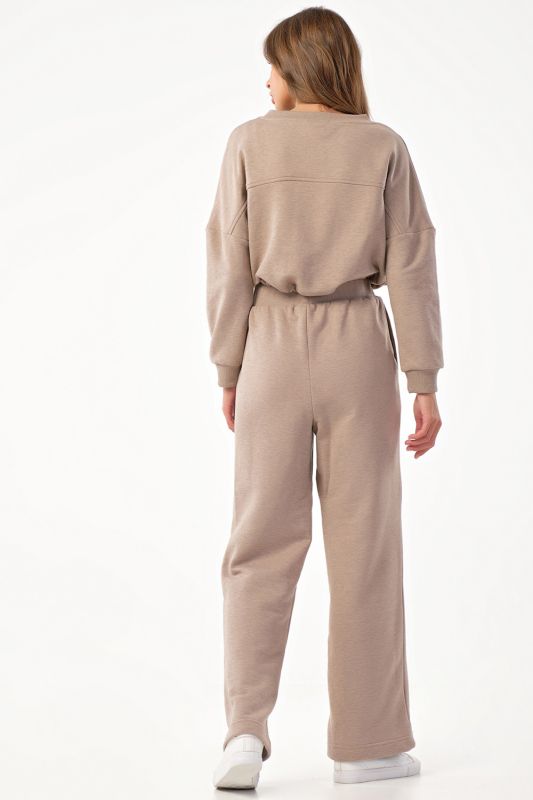 Sporty knitted sweatsuit with wide futer pants beige melange