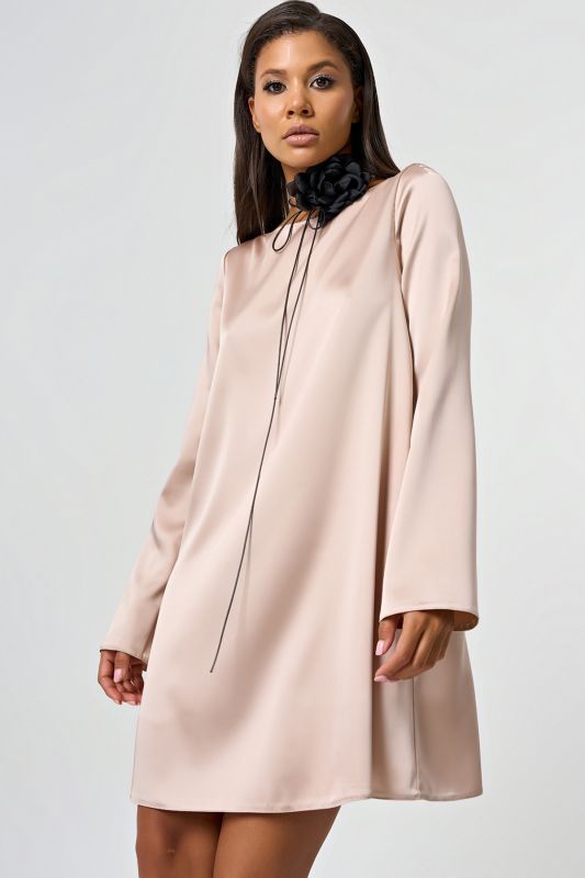 Light beige dress with satin sleeve