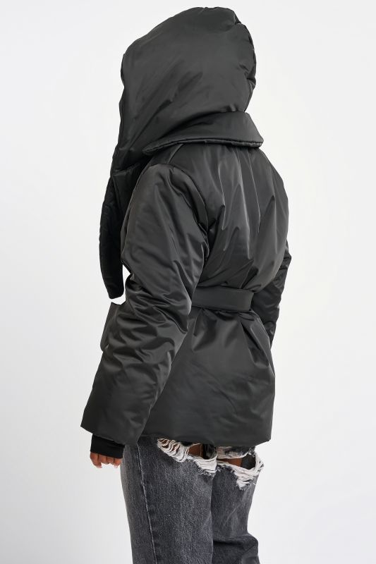 Insulated jacket with removable hood black