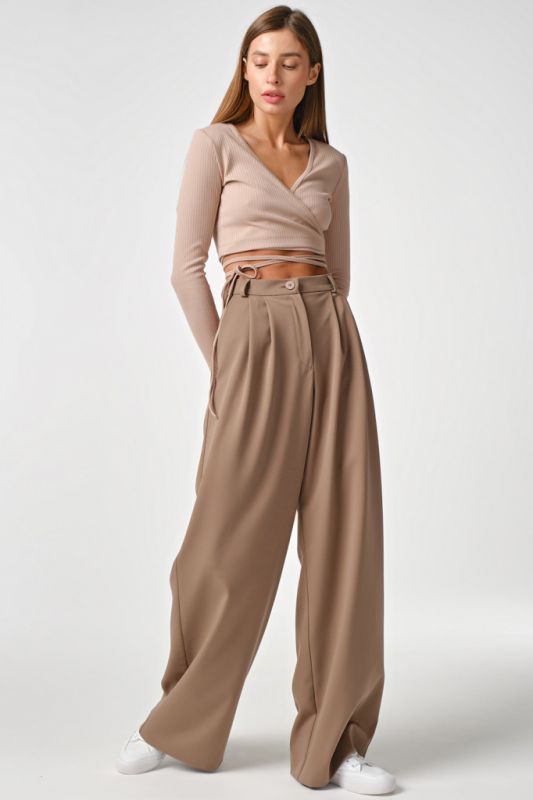 Beige palazzo pants with high waist