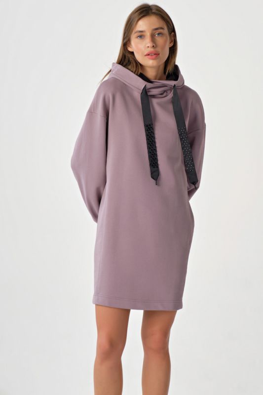 Sporty dress with hood made of futher with fleece lavender