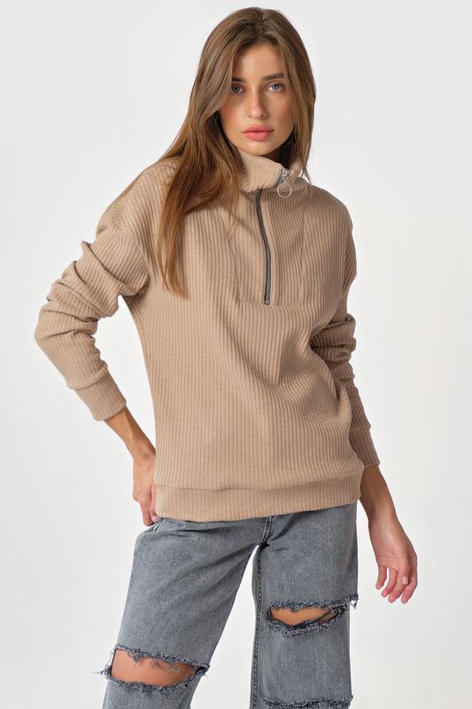 Sweater with high neck beige