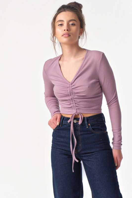 Long-sleeved knitted top with gathering at the front lavender