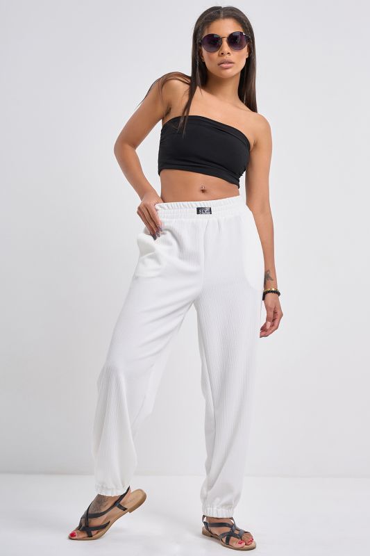 Textured jersey casual pants white