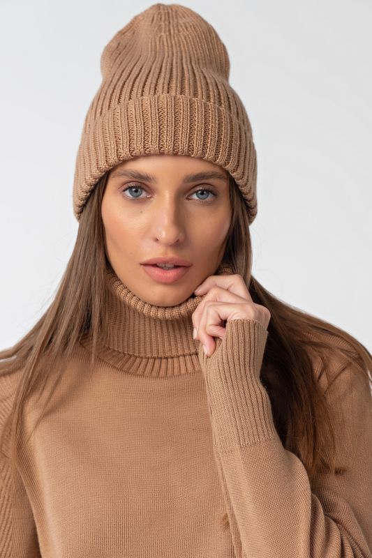 Beanie hat with lapel camel