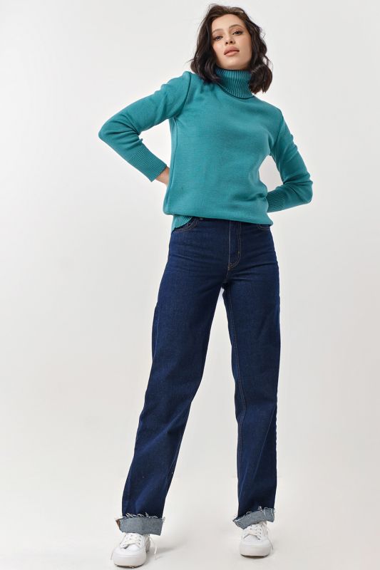 Long sleeve knitted turtleneck from teal wool