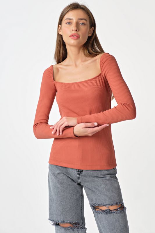 Longsleeve knit with square neckline terracotta