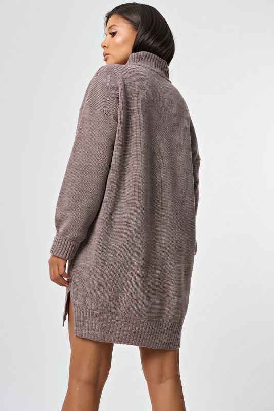 Walnut free silhouette knitted sweater dress