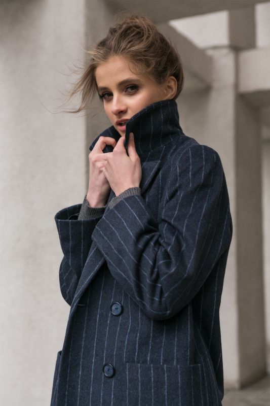 Blue striped wool double-breasted straight coat