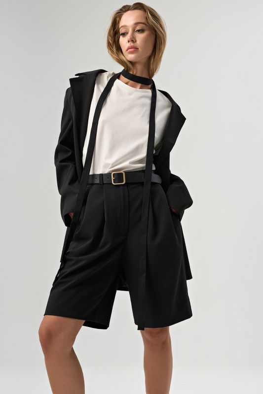 Shorts bermudas from suit fabric black