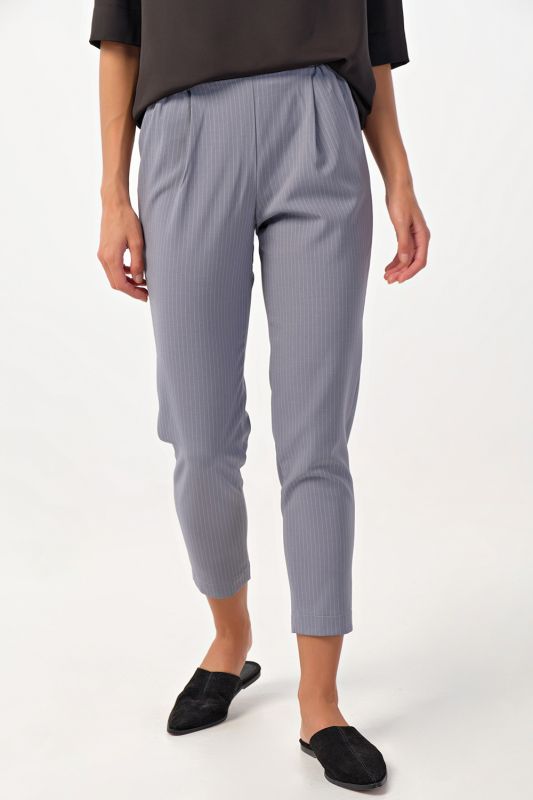 Pants short pants with striped bottom on gray