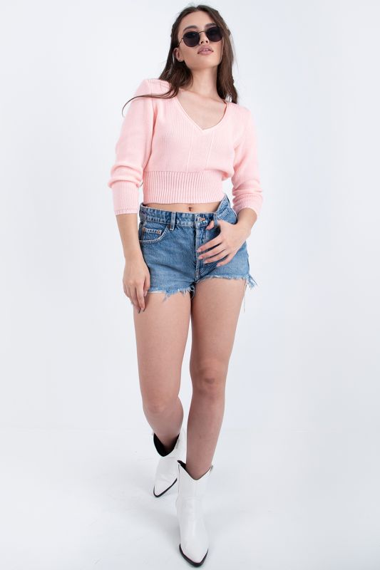 Crochet short v-neck sweater in pink