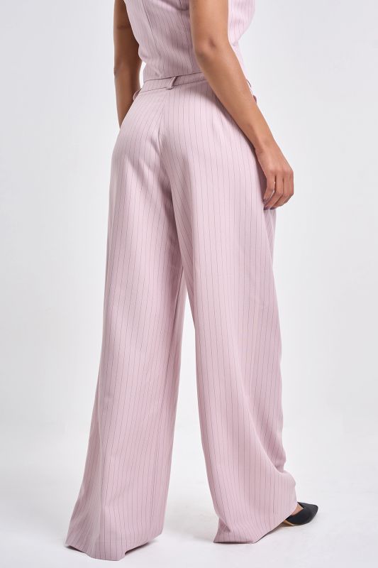 Straight pants made of suit fabric dusty pink with stripes