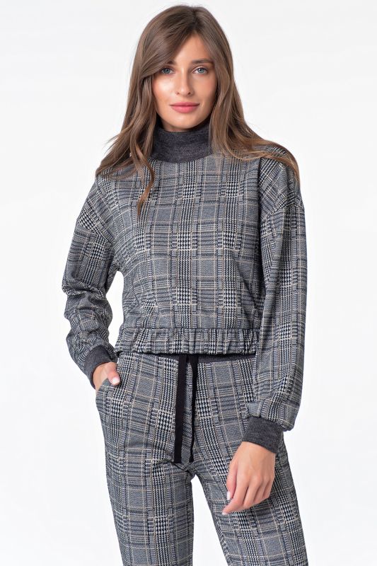 Casual warm suit of jersey in plaid ochre