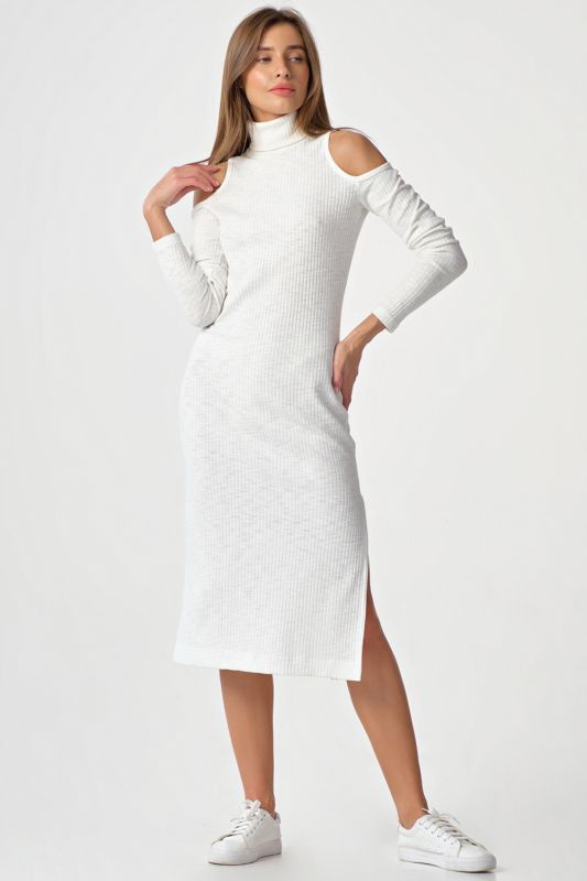 Noodle dress with open shoulders and sleeves white