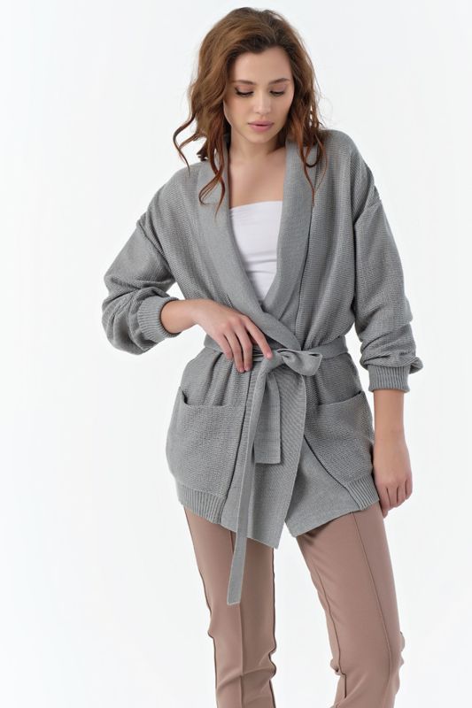 Knitted loose cardigan with pearlescent belt