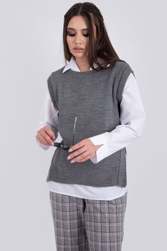 Grey melange asymmetrical knitted vest with slits on the sides