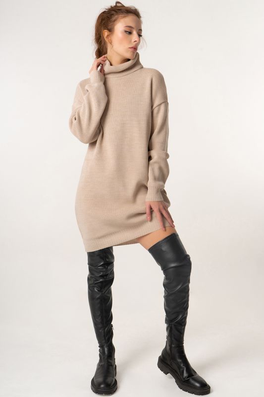 Warm knitted dress with high neck milk melange