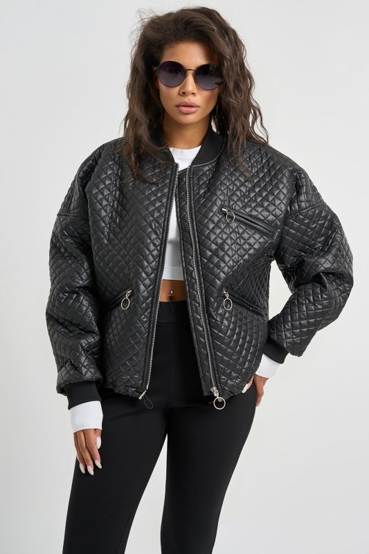 Short bomber made of quilted jacket fabric black