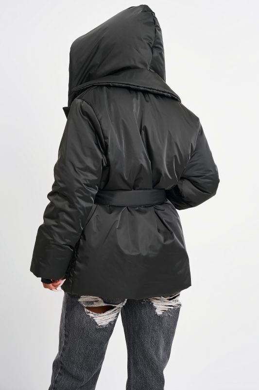 Insulated jacket with removable hood black